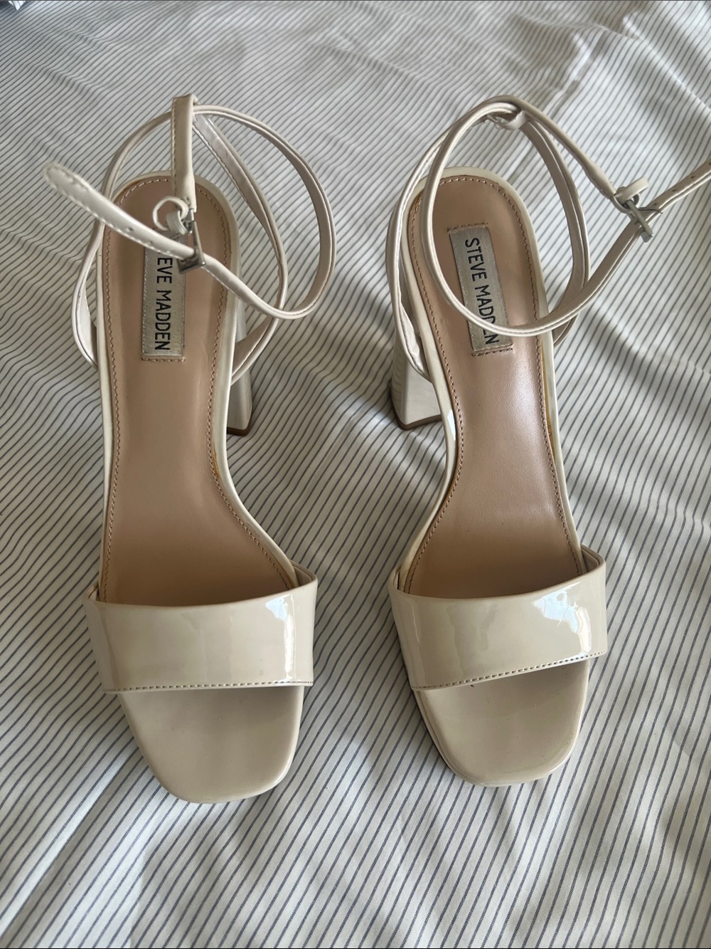 Steve Madden Beige Patent Block Heel Sandals with Ankle Strap